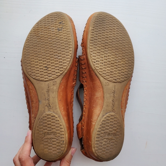 Pikolinos women punched tan leather sandals closed toe size EU 37 - Picture 8 of 10